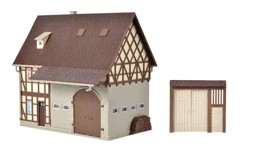 Show details for Vollmer 43731 H0 Bauernhaus mit Scheune und Hoftor Picture of Vollmer 43731 H0 Bauernhaus mit Scheune und Hoftor