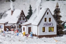 Show details for Vollmer 47615 N Postamt Christkindl Picture of Vollmer 47615 N Postamt Christkindl