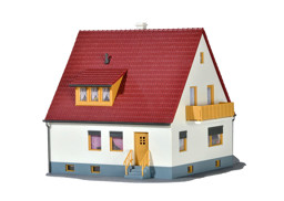 Zeige Details für Kibri 38710 H0 Einfamilienhaus Lindenstraße Bild von Kibri 38710 H0 Einfamilienhaus Lindenstraße