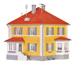 Zeige Details für Kibri 38178 H0 Wohnhaus Pappelweg Bild von Kibri 38178 H0 Wohnhaus Pappelweg