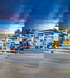 Show details for Kibri 38547 H0 Moderne ARAL Tankstelle - Polyplate Picture of Kibri 38547 H0 Moderne ARAL Tankstelle - Polyplate
