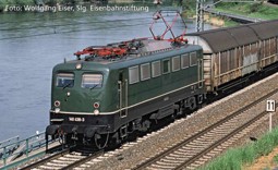 Show details for Piko 51971 H0 E-Lok BR 140 Bayernbahn VI + DSS PluX22 Picture of Piko 51971 H0 E-Lok BR 140 Bayernbahn VI + DSS PluX22