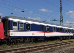 Show details for Trix 18488 N-Minitrix Personenwagen Bauart Bduu 497.2 TRI Picture of Trix 18488 N-Minitrix Personenwagen Bauart Bduu 497.2 TRI
