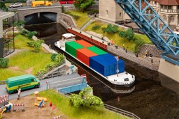 Zeige Details für Faller 131013 H0 Flussfrachter mit Containern Bild von Faller 131013 H0 Flussfrachter mit Containern