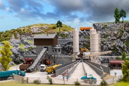 Show details for Faller 222228 N Betonmischwerk mit Kies-Verladesilo Picture of Faller 222228 N Betonmischwerk mit Kies-Verladesilo