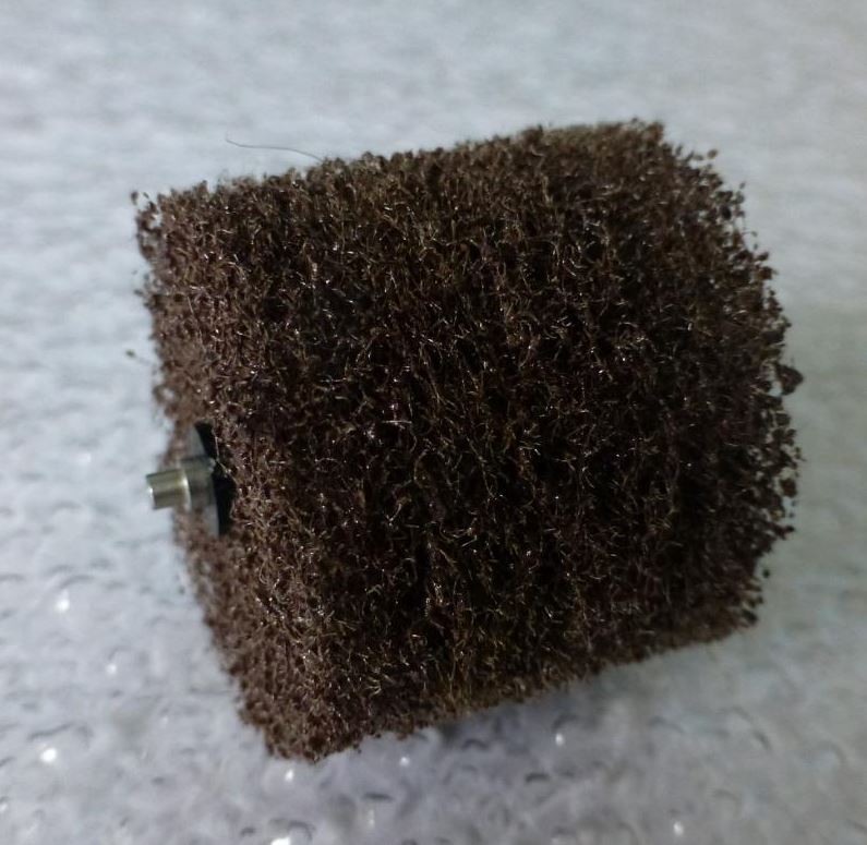 Bild von Lux Modellbau 9045 H0-Schleifronde, mit einer 280er Körnung (nicht für den Dauerbetrieb geeignet) für alle H0 Schienenschleifwagen geeignet | Zubehör Spur H0 Technik