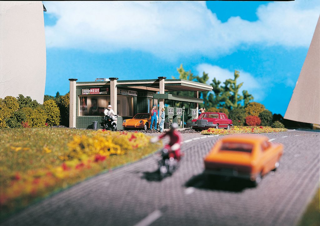 Picture of Vollmer 45745 H0 Zapfsäulen, 3 Stück