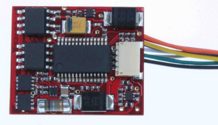 Bild von Uhlenbrock 77100 Multiprotokoll Decoder Großbahn ab Spur 0 DCC, Motorola, 1,8A | Digitaldecoder Spur 0
