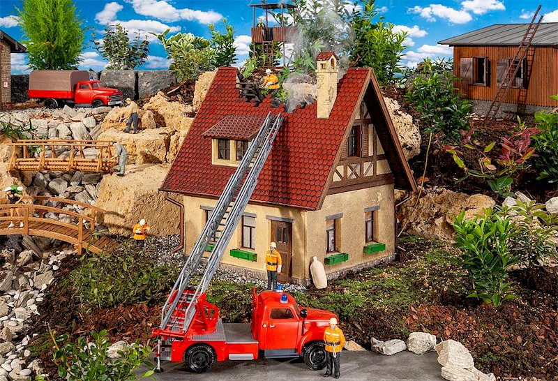 Bild von Faller 331090 Pola G Brennendes Haus | Gebäude Spur G