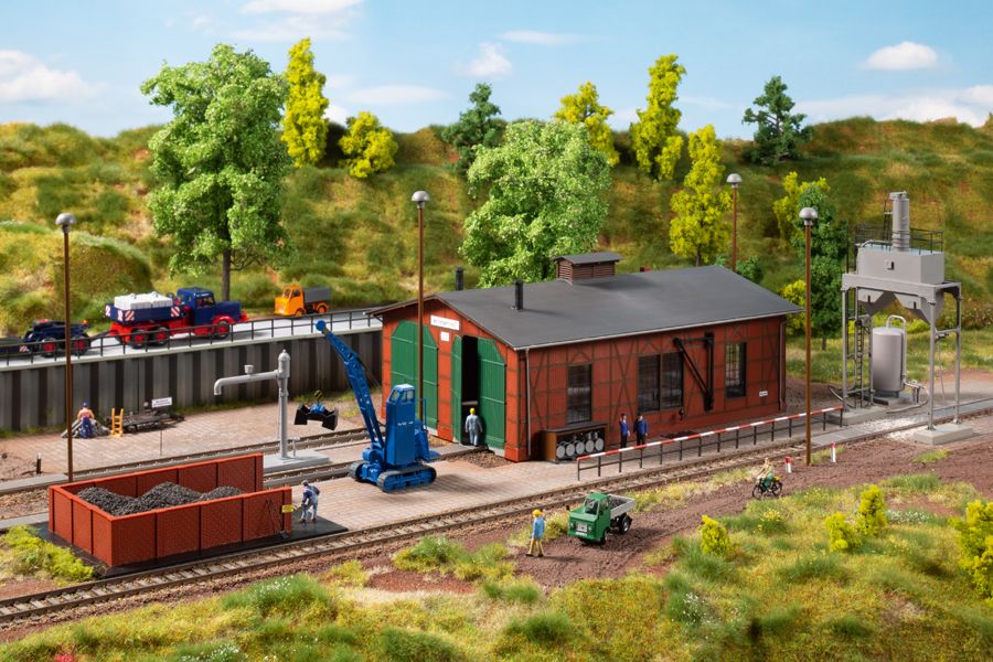 Bild von Auhagen 15104 HO Set Bahnbetriebswerk | Gebäude Spur H0