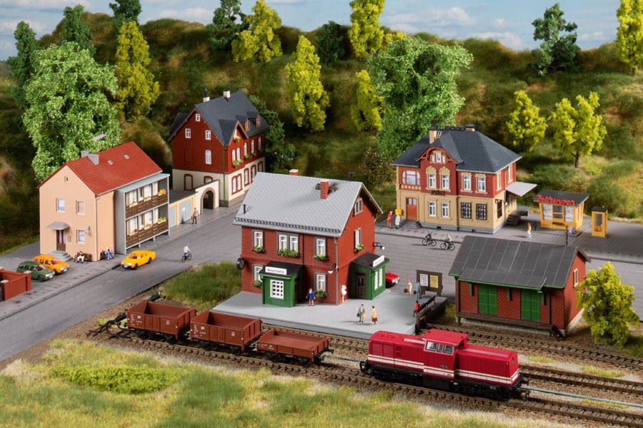 Bild von Auhagen 15307 TT Set Bahnhof Neschwitz | Gebäude Spur TT