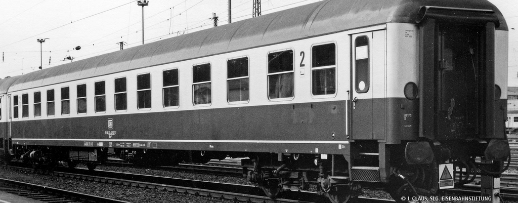 Bild von Brawa 58148 H0 Schnellzugwagen Bm 238 DB, Epoche IV, DC Analog BASIC+ LED | Personenwagen Spur H0