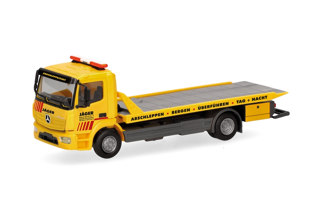 Bild von Herpa 319843 H0 Mercedes-Benz Atego 13 Plateau-Abschlepp-LKW Jäger