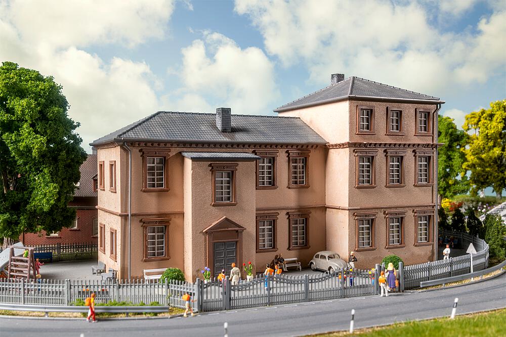 Picture of Faller 130784 H0 Waldorfschule