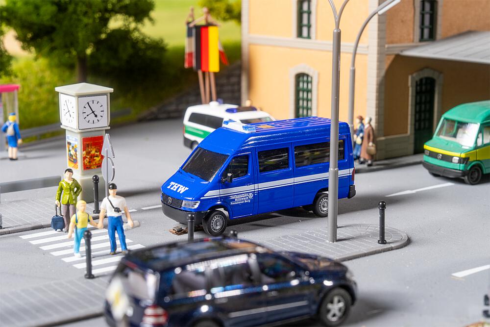 Picture of Faller 161323 H0 Car System Digital MB Sprinter THW (HERPA)