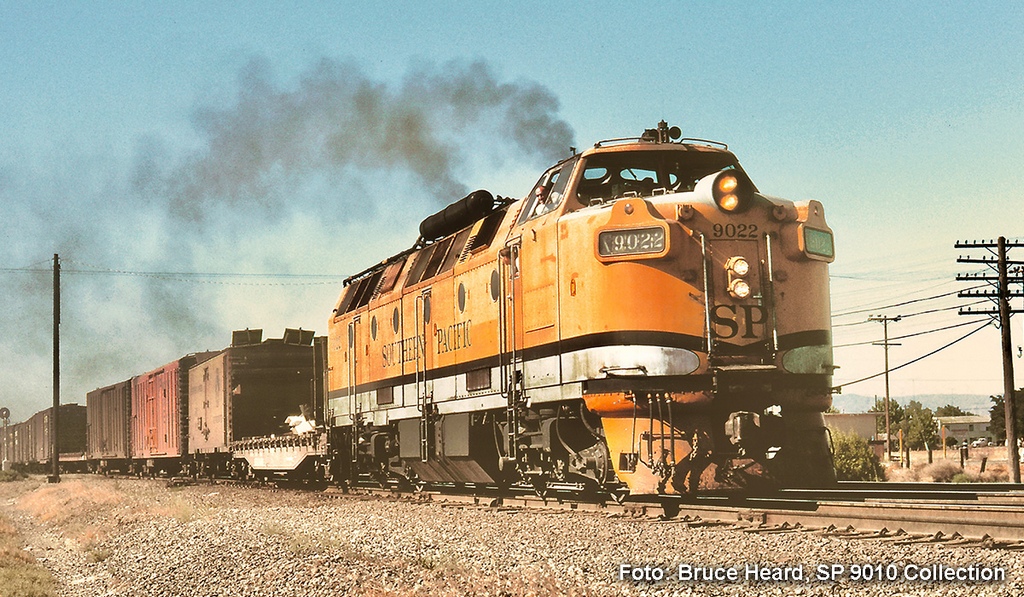 Bild von Piko 97838 H0 Diesellok mit Sound SP 9022 modifiziert mit PluX22 Decoder