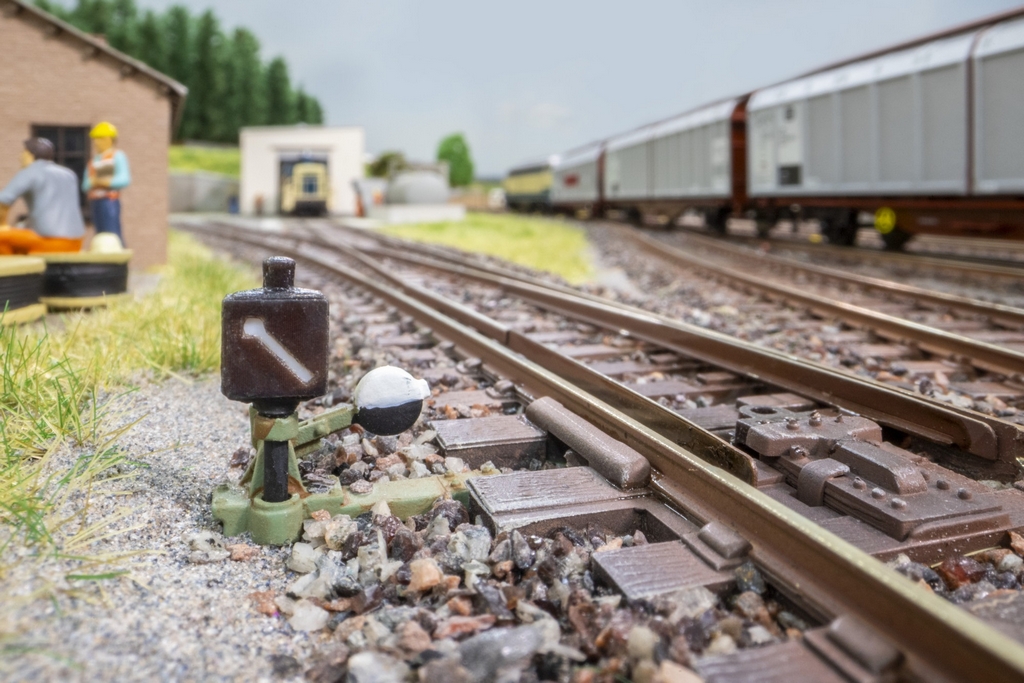 Noch 13910 N Stellhebel mit Weichenlaterne links