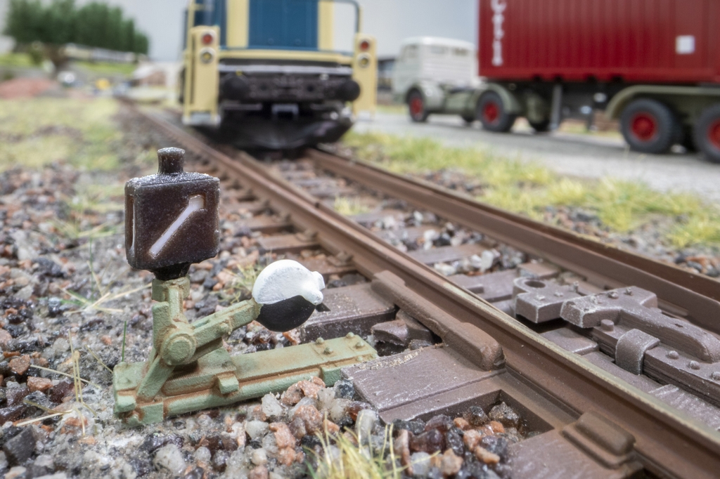 Noch 13911 N Stellhebel mit Weichenlaterne rechts