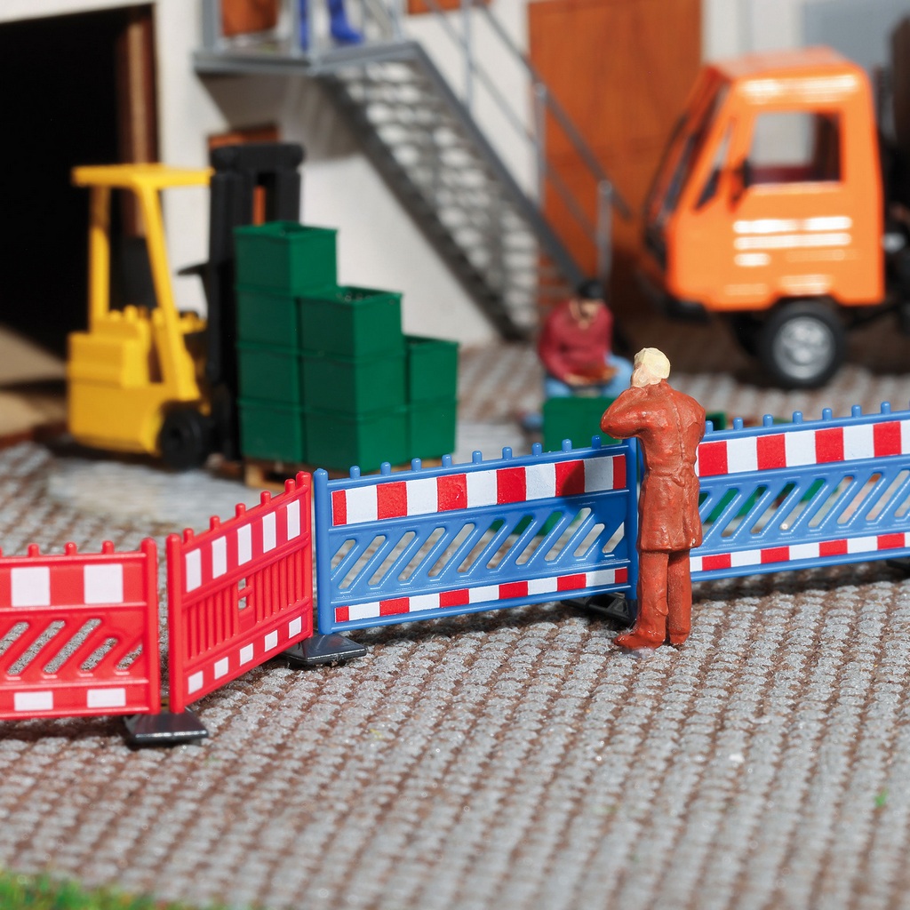 Busch 1109 Schrankenzaun blau-rot H0