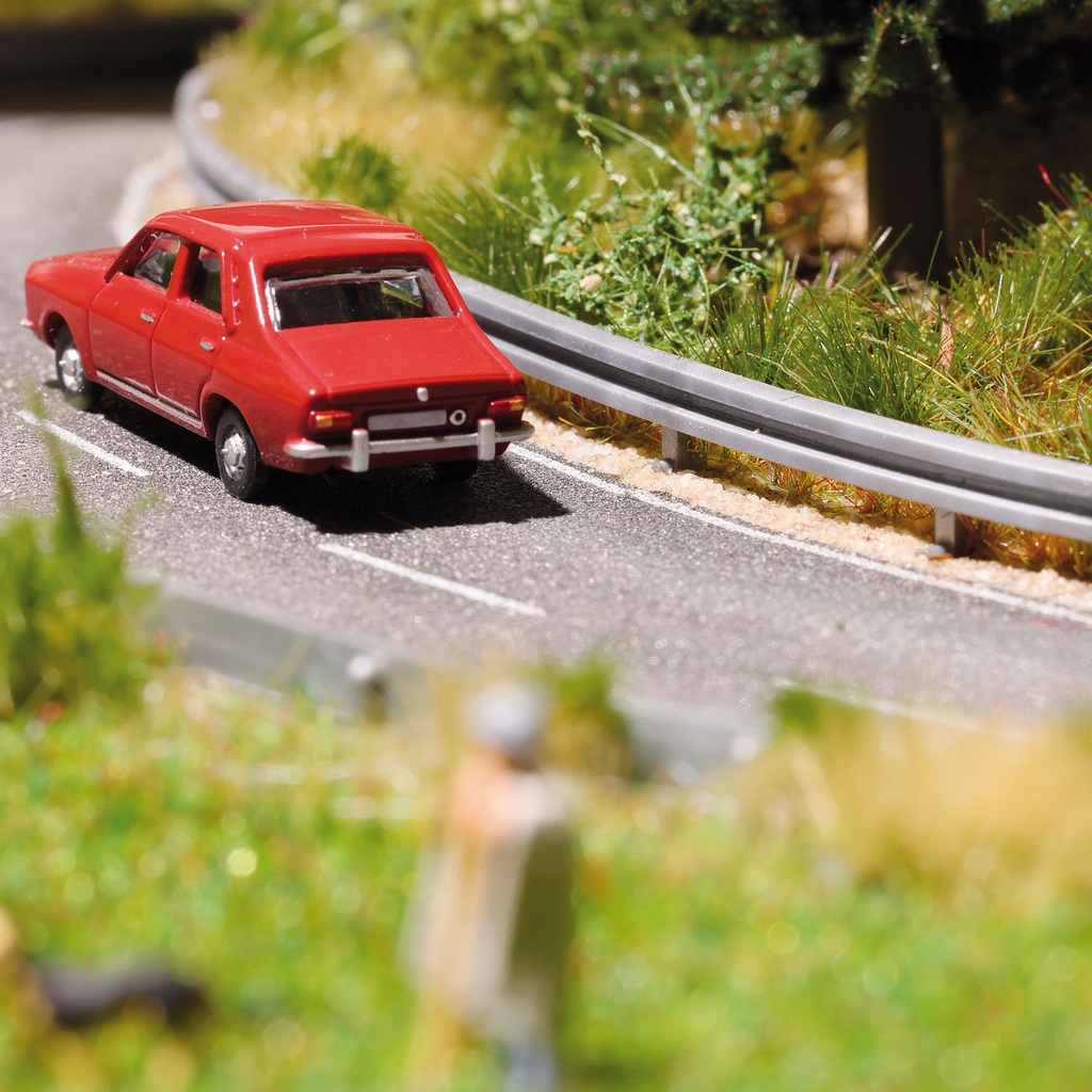 Busch 7745 M-Set: Leitplanken H0