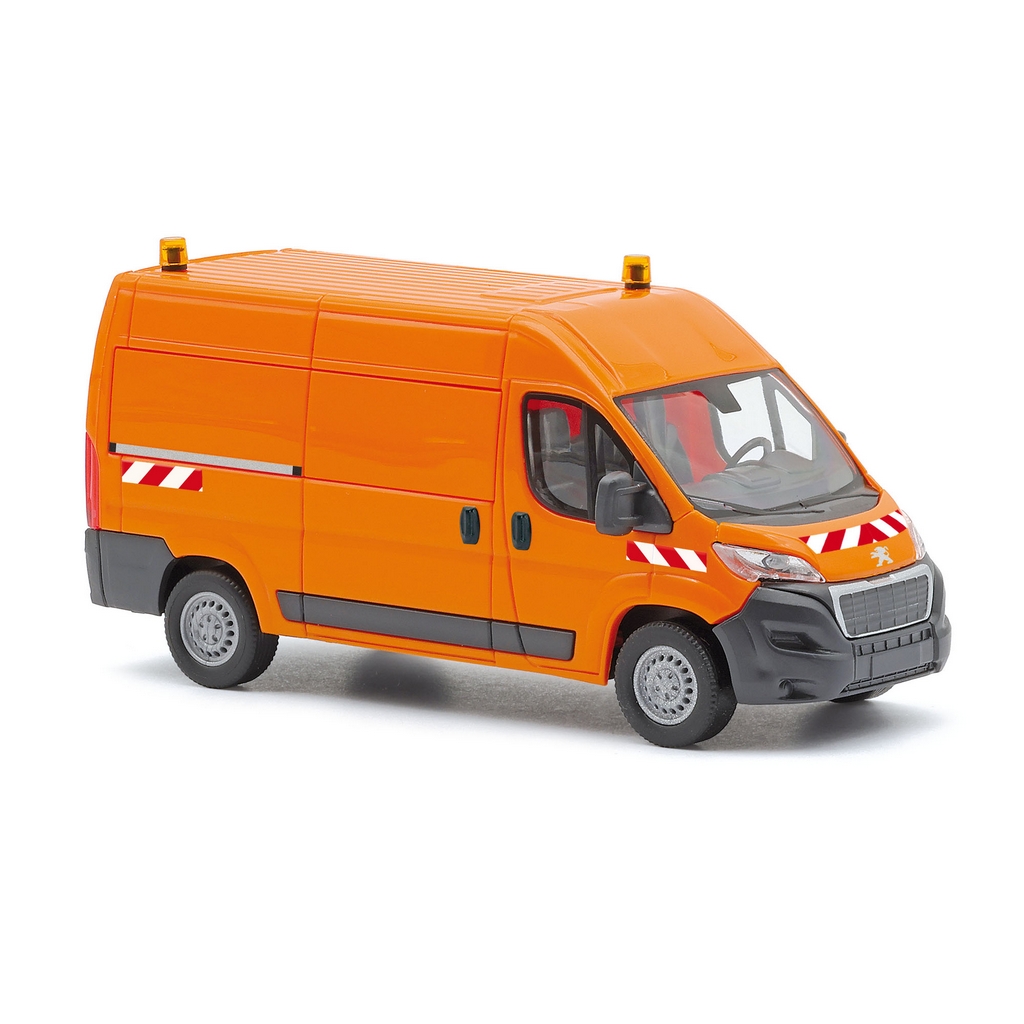 Busch 54613 H0 Peugeot Boxer, Orange